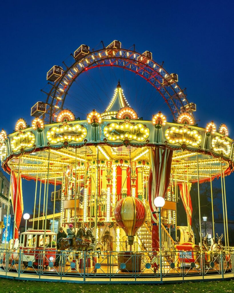 Wiener Prater: Alt Wiener Karussell
