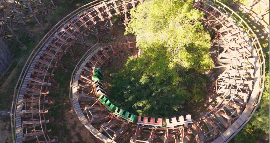 Silver Dollar City: Thunderation