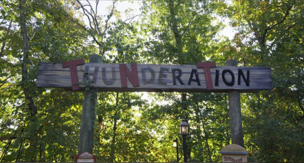 Silver Dollar City: Thunderation