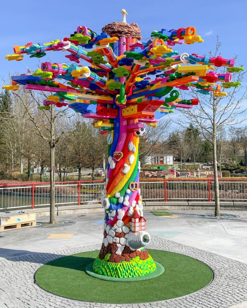 LEGOLAND Deutschland: Tree Of Creativity