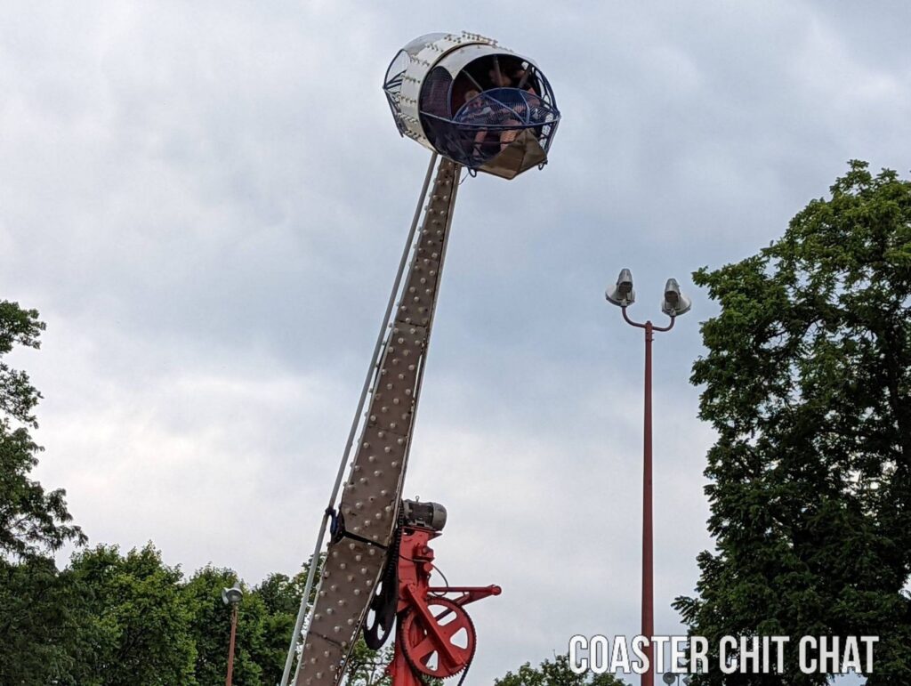 Arnolds Park: Dueling Vertical Bikes