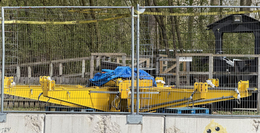 Walibi Holland: The Tomahawk, Space Kidz & Blast
