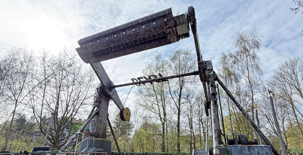 Walibi Holland: The Tomahawk, Space Kidz & Blast