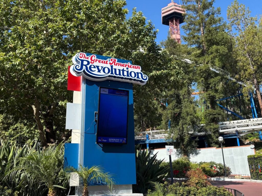 Six Flags Magic Mountain: The Great American Revolution
