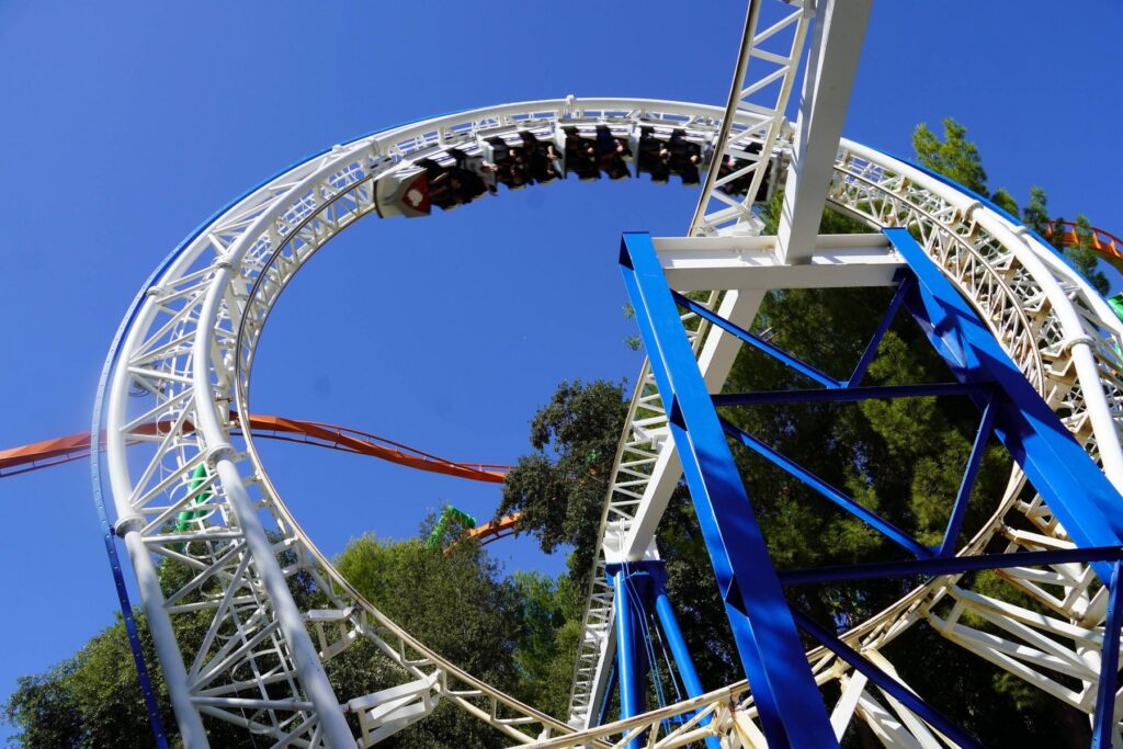 Six Flags Magic Mountain: The Great American Revolution