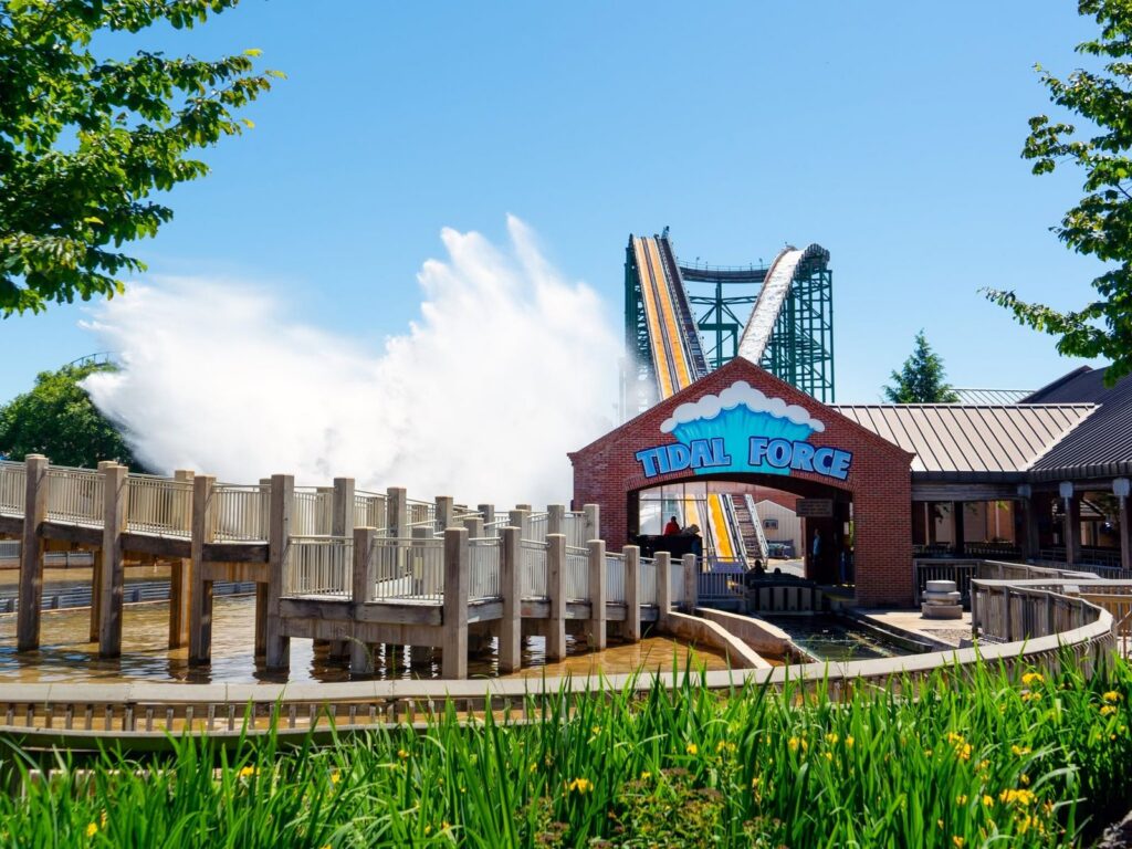 Hersheypark: Tidal Force