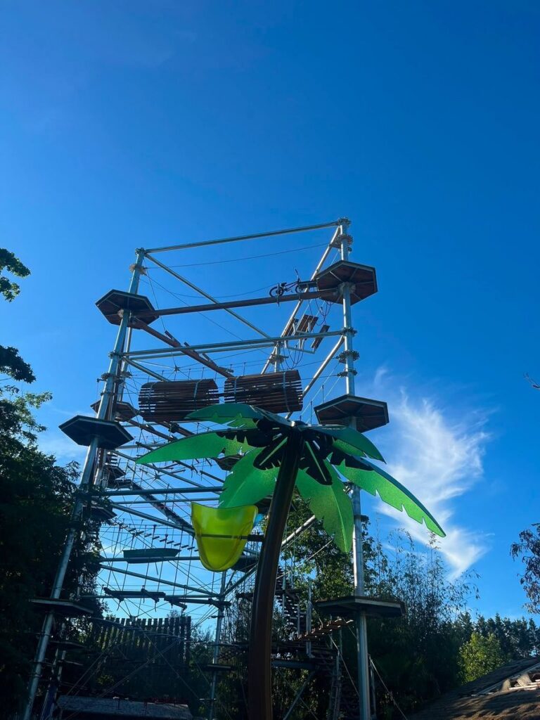 Zoo De Bordeaux Pessac: Les Cîmes de Bordeaux Pessac