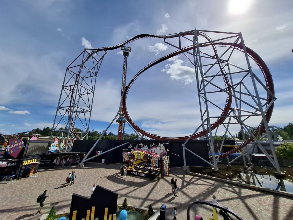 Huch, wir haben einen Park gefunden… 🎢