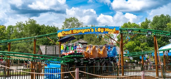 Enchanted Forest Water Safari: Paul Bunyan’s Log Haul