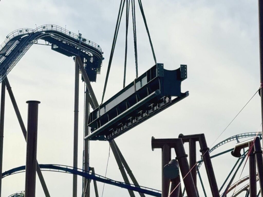 Six Flags Great America: Sky Hawk
