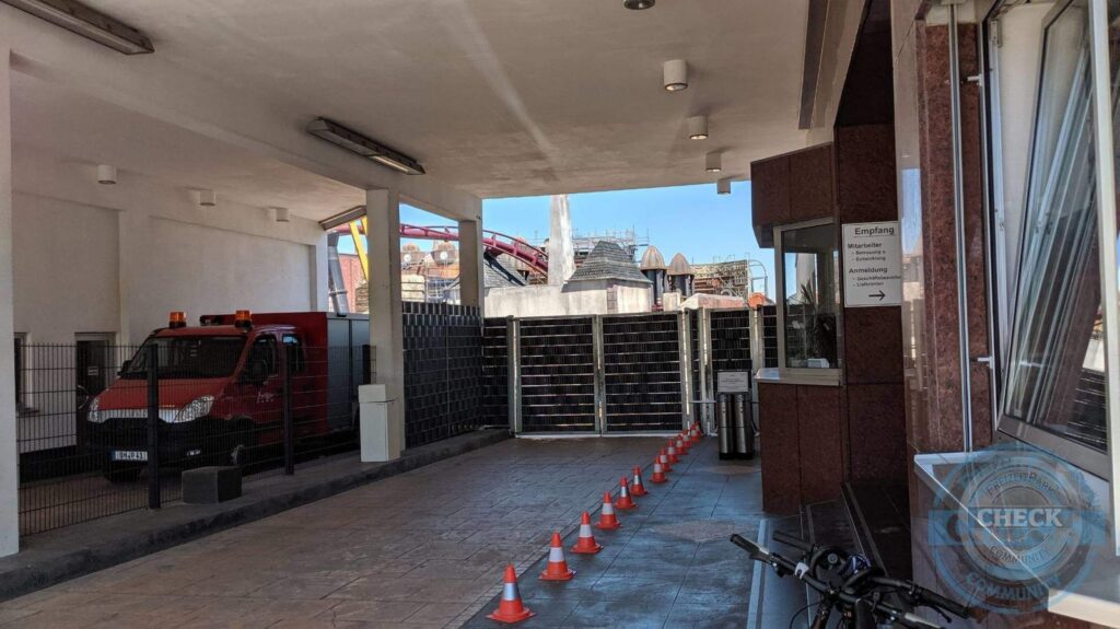 Rookburgh-Baustelle mit F.L.Y. und Hotelmodulen im Sommer 2019 (27.06.2019)