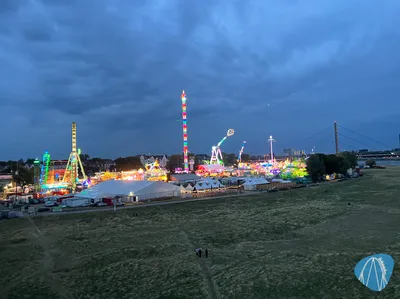 Foto aus Düsseldorf - Rheinkirmes von Highnoon