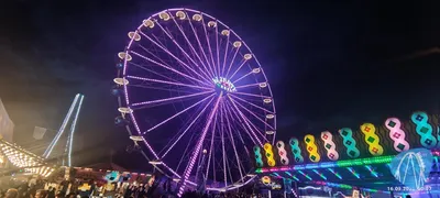 Foto aus Frankfurter Dippemess im Frühjahr von Jan