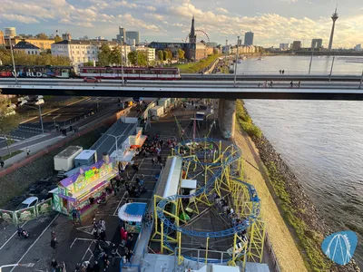 Foto aus Düsseldorf - Herbstkirmes Tonhallenufer von ahoiseemann