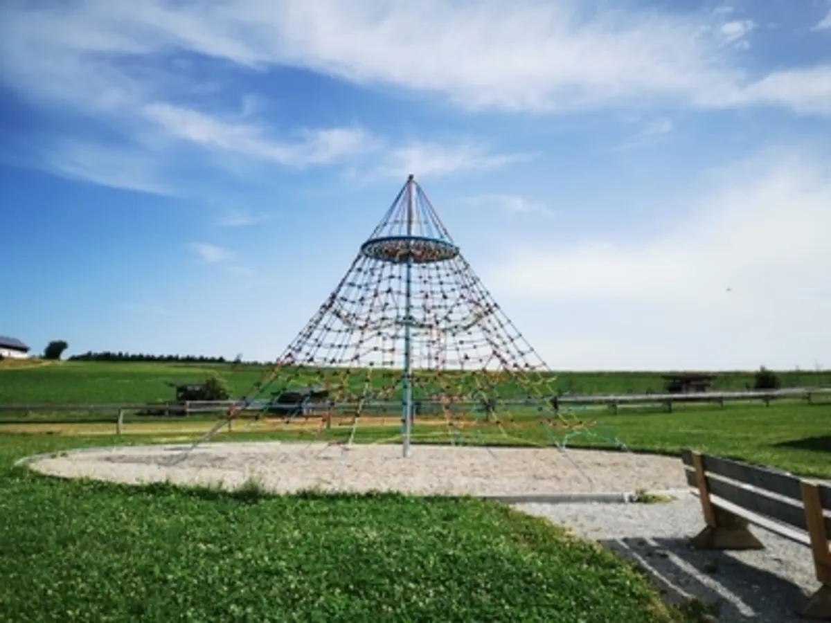 Kletterpyramide