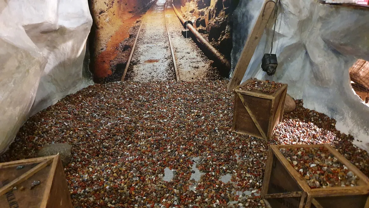 Schatzhöhle Karls Bauernmarkt