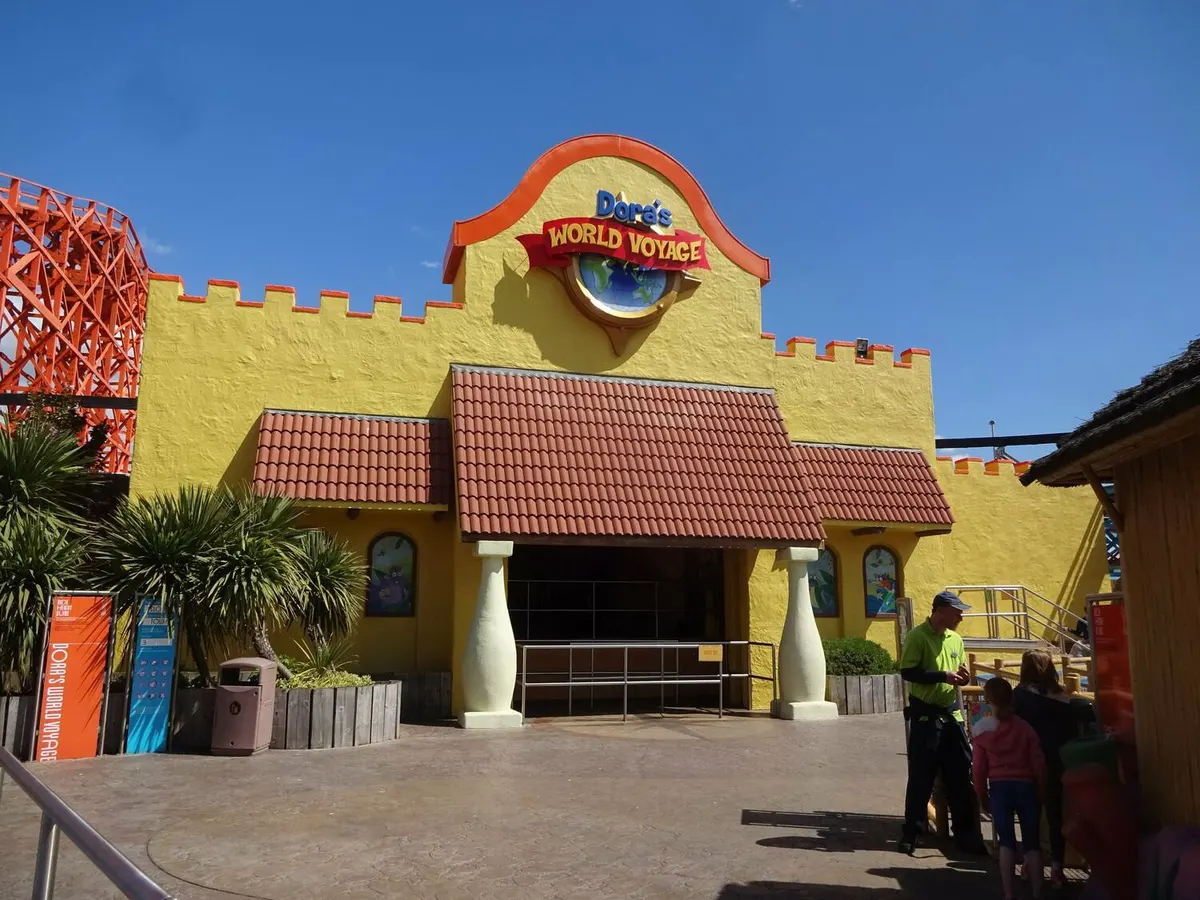 Dora's World Voyage