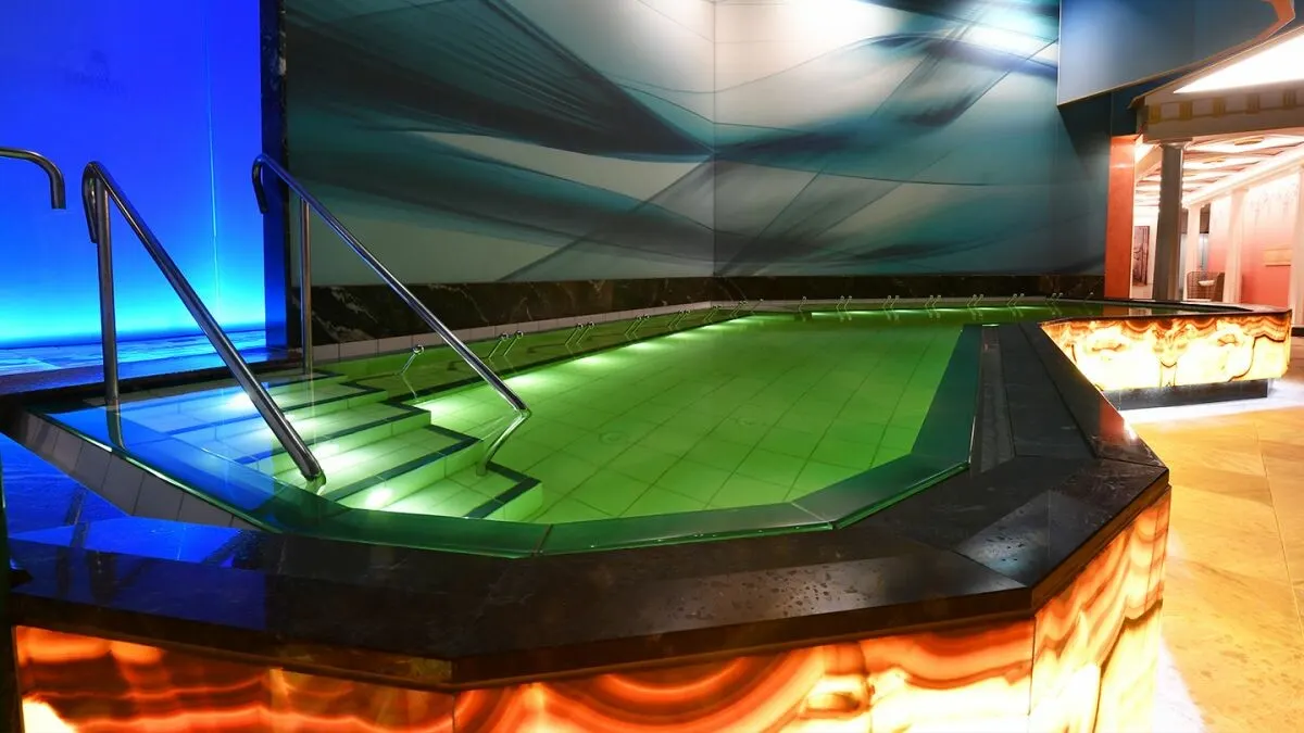 Mineralbecken Totes Meer (Sauna)