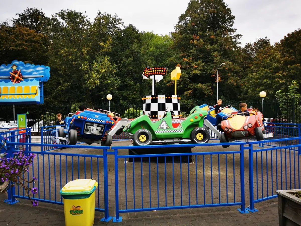 Race Pop-Ups