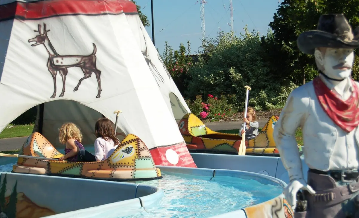 Les Canoës