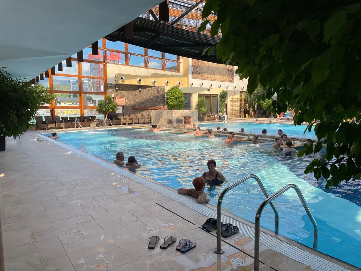Paradise Pool