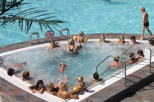 Udendørs spa-pool