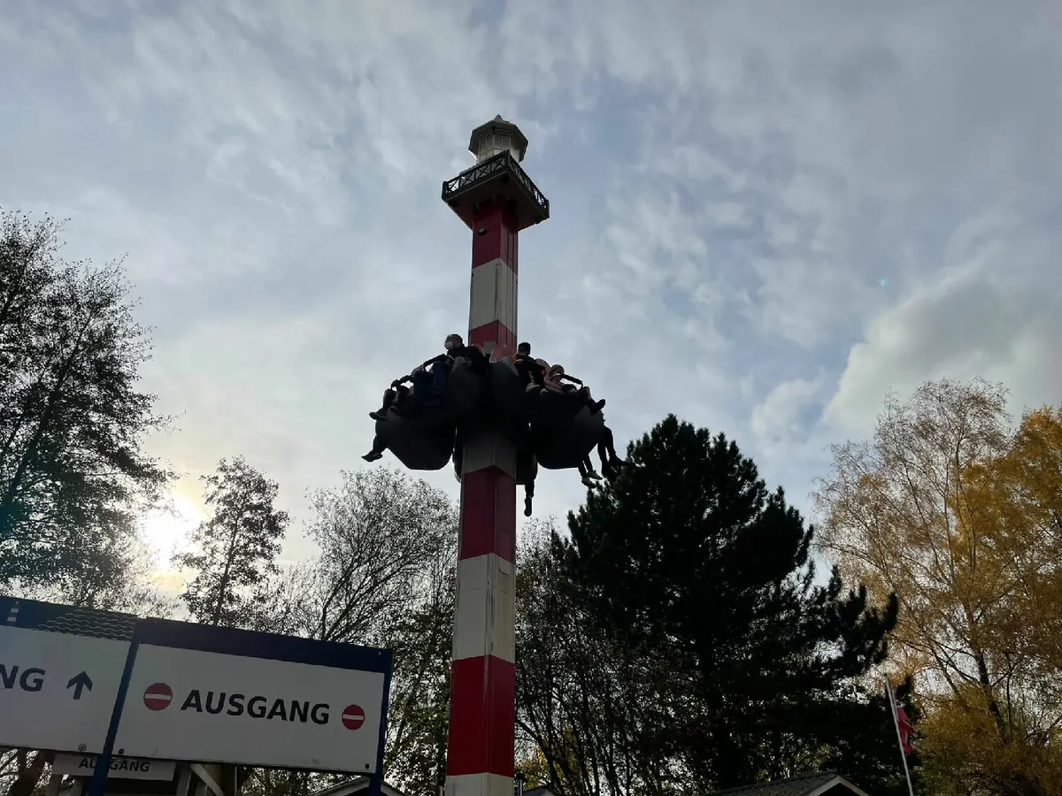Familien-Freifallturm