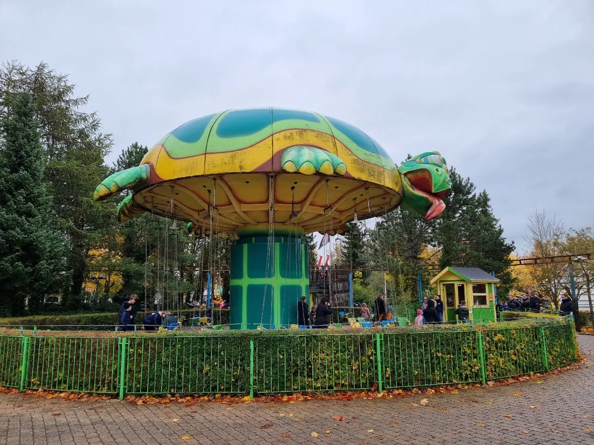 DEN SKØRE SKILDPADDE