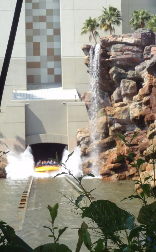 Jurassic Park River Adventure