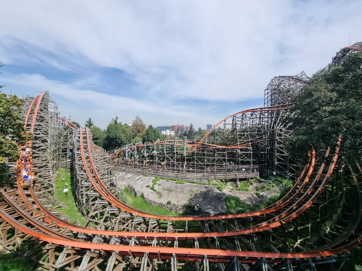 Medusa Steel Coaster