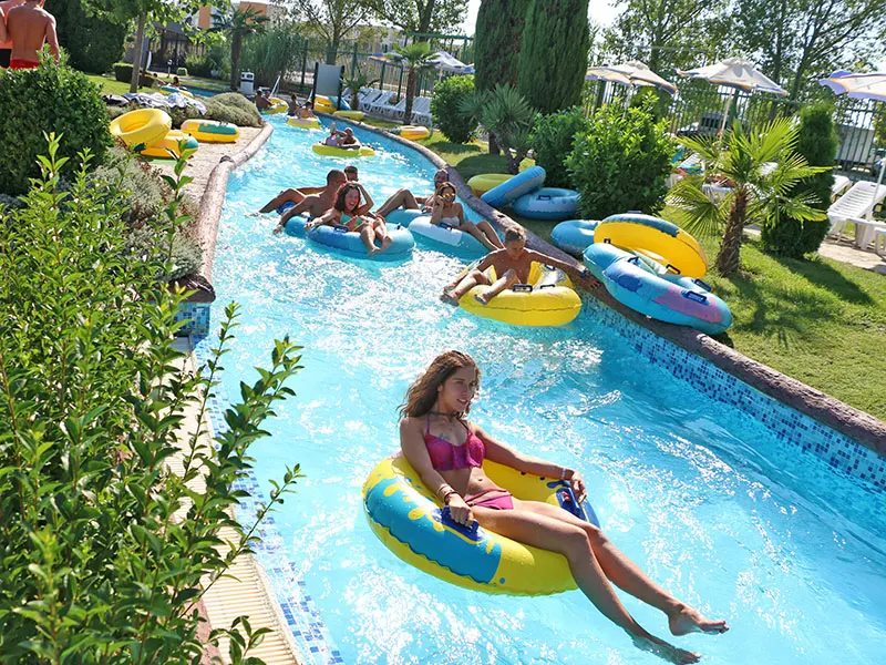 Ленива Река / Lazy River