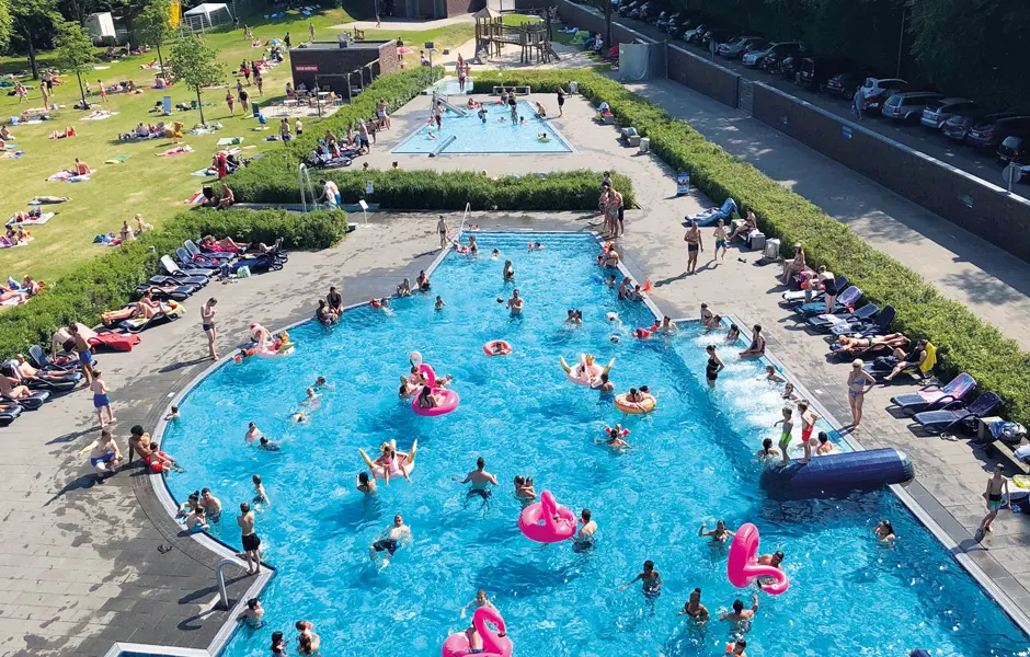 Freizeitbecken