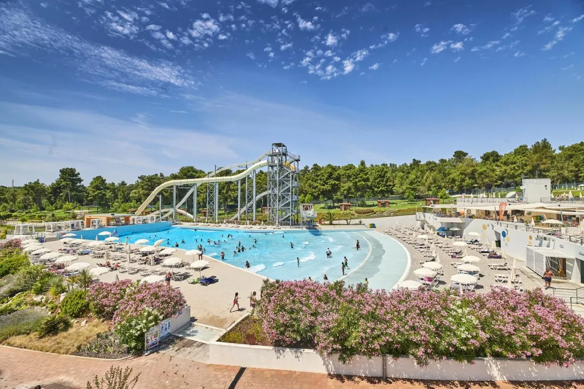 Wave Pool