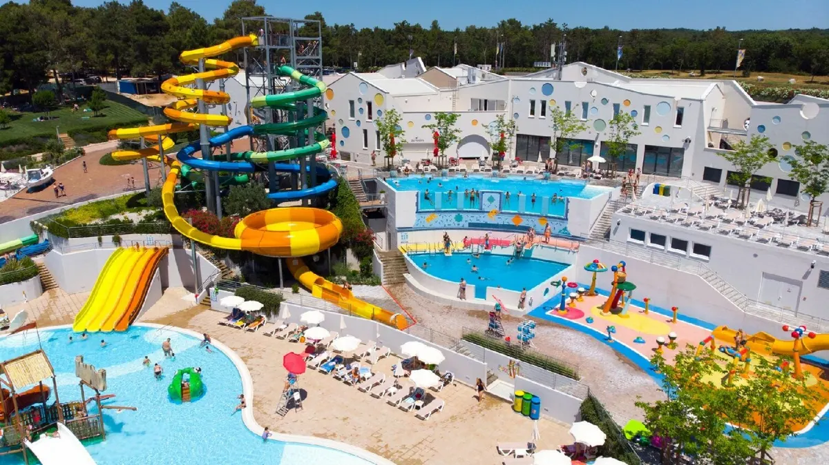 Sea Hole