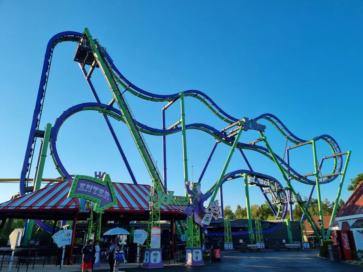 THE JOKER Free Fly Coaster