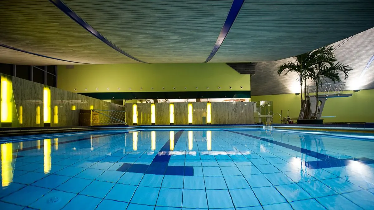 Lehrschwimmerbecken