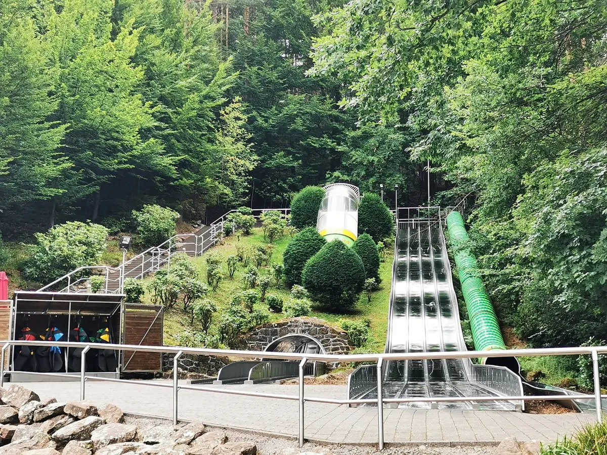 Rutschenparadies