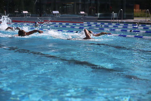 25-Meter-Becken-Freibad