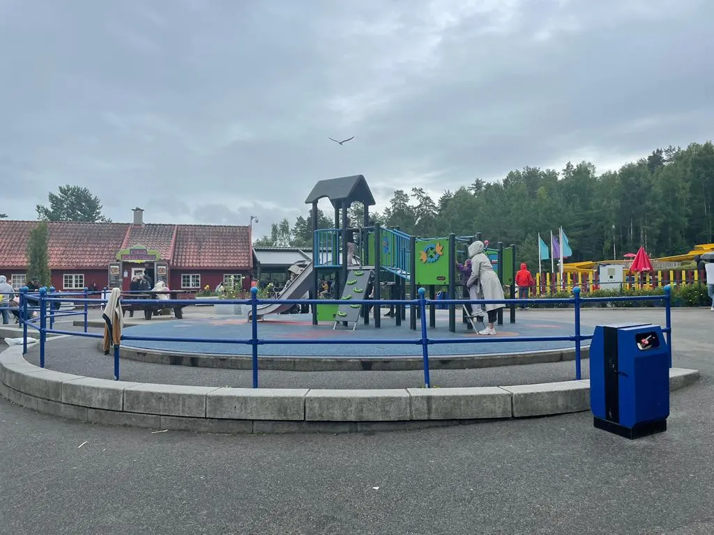 Lekeplass - Thundercoaster