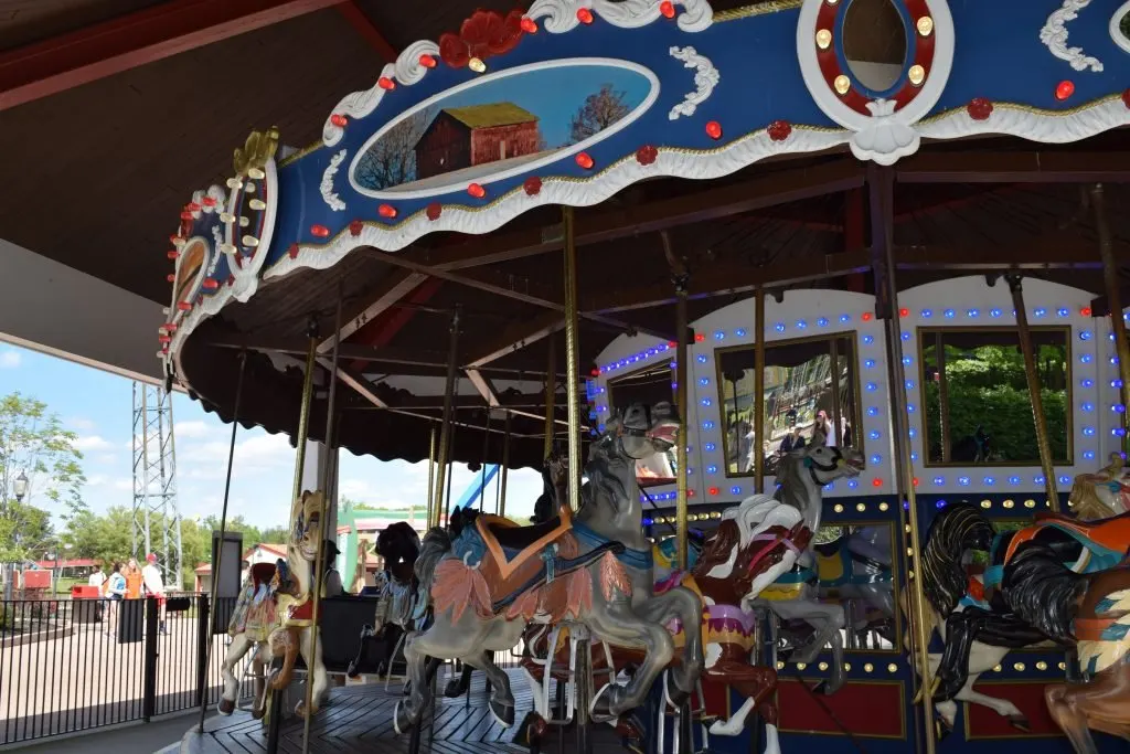 Grand Carousel