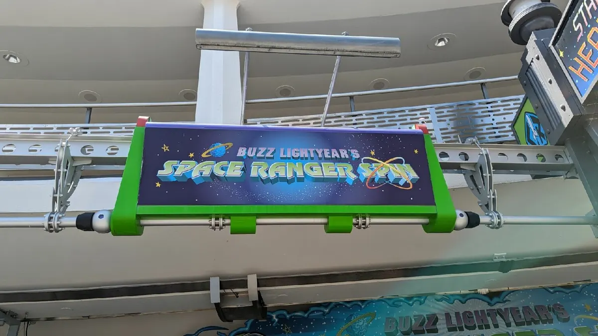 Buzz Lightyear's Space Ranger Spin