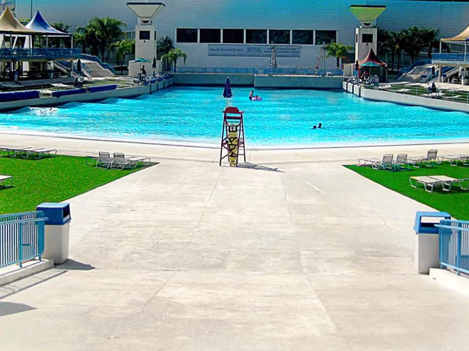 Wave Lagoon