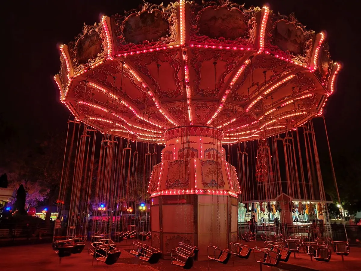 Wave Swinger