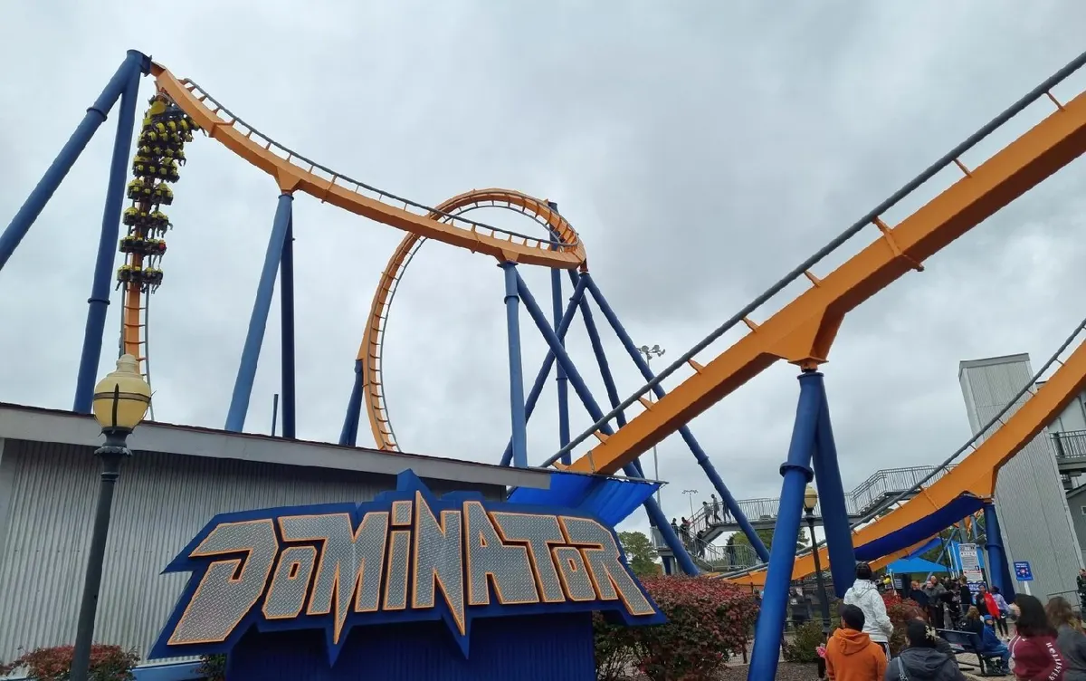 Dominator