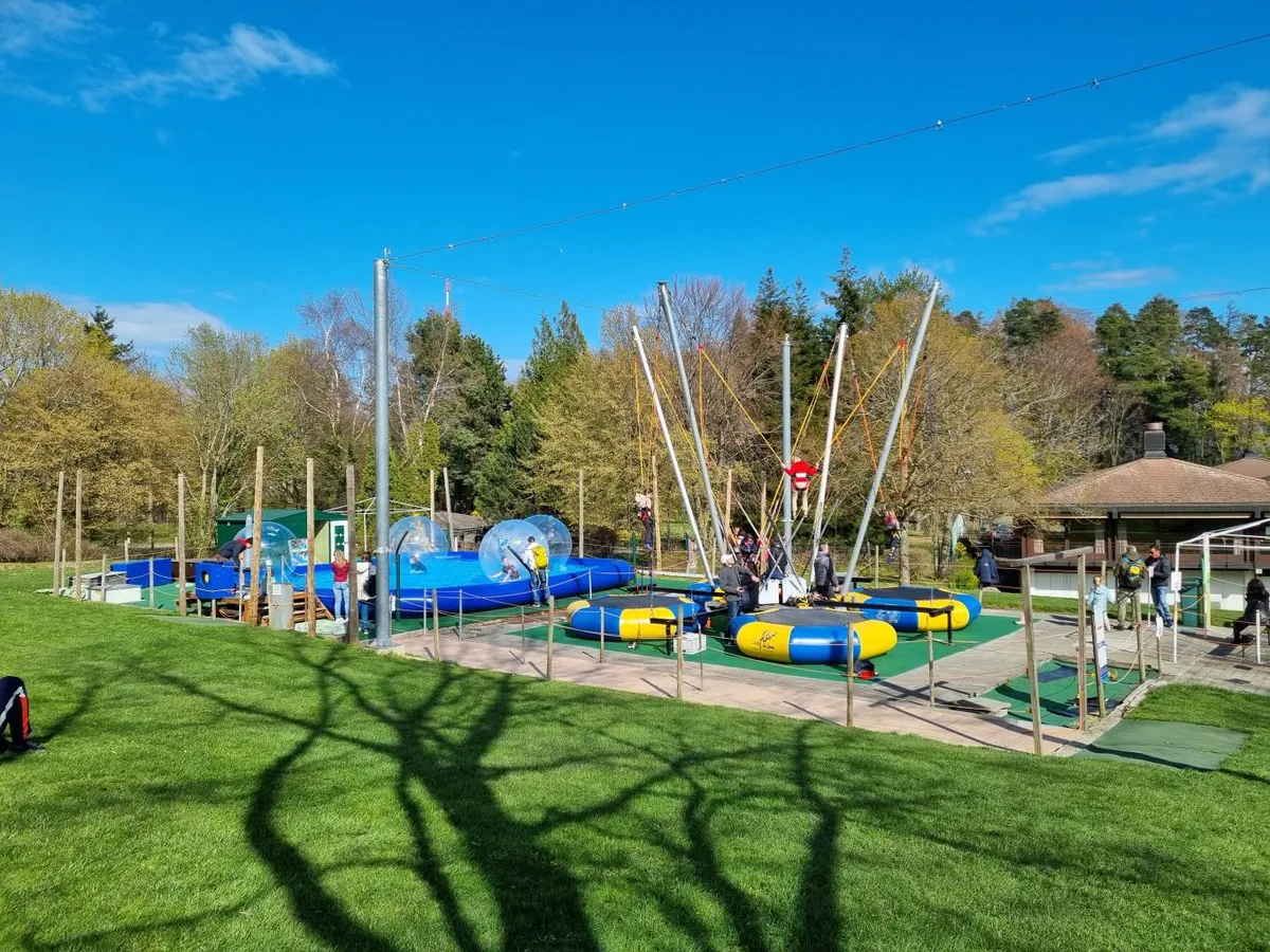 Trampoline et Waterball