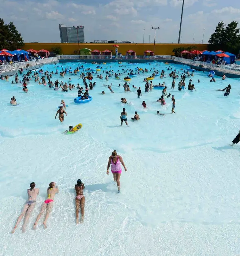 Surf Lagoon
