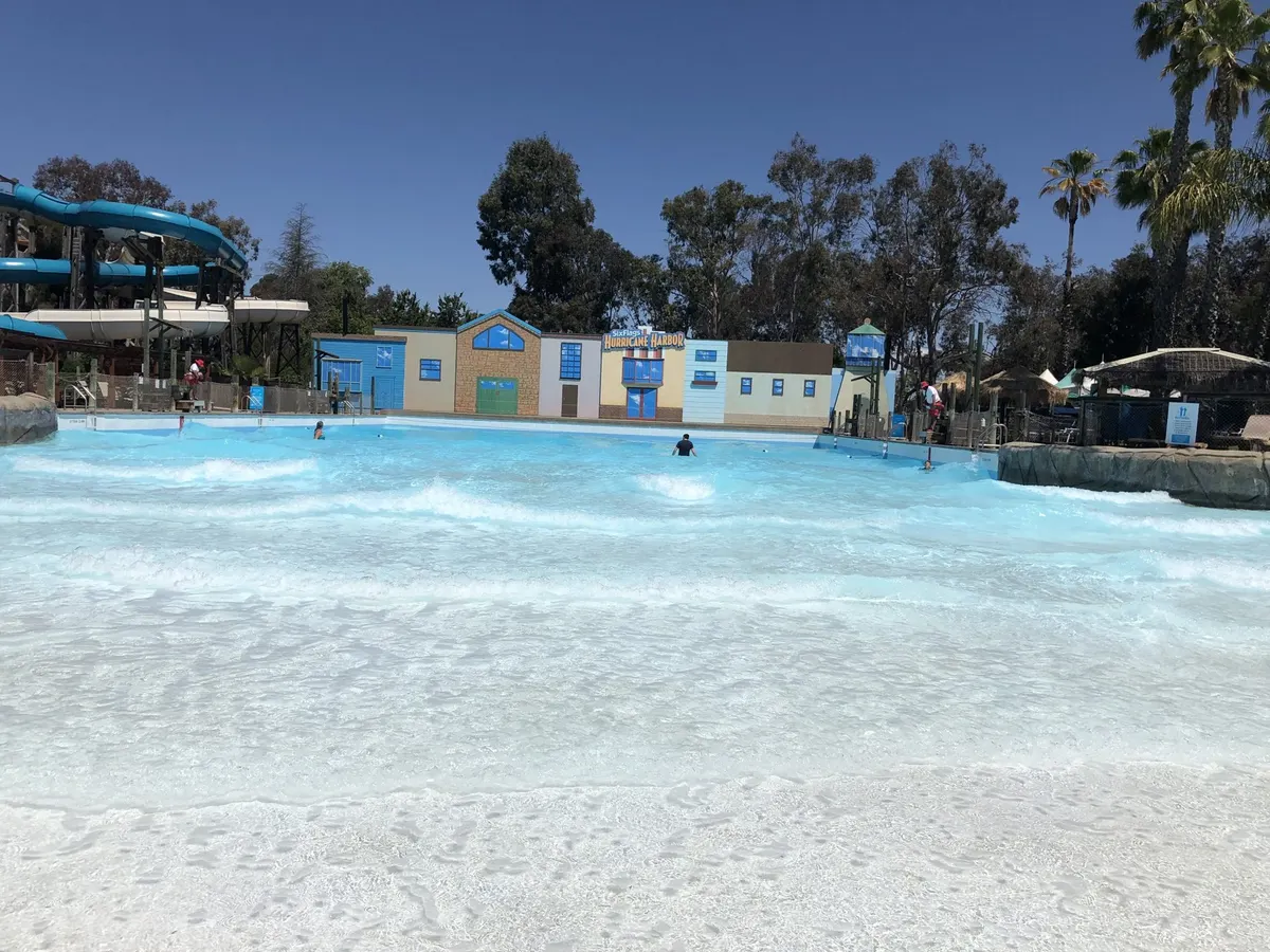 Breaker Beach Wave Pool