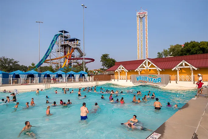 Breakers Bay Wave Pool