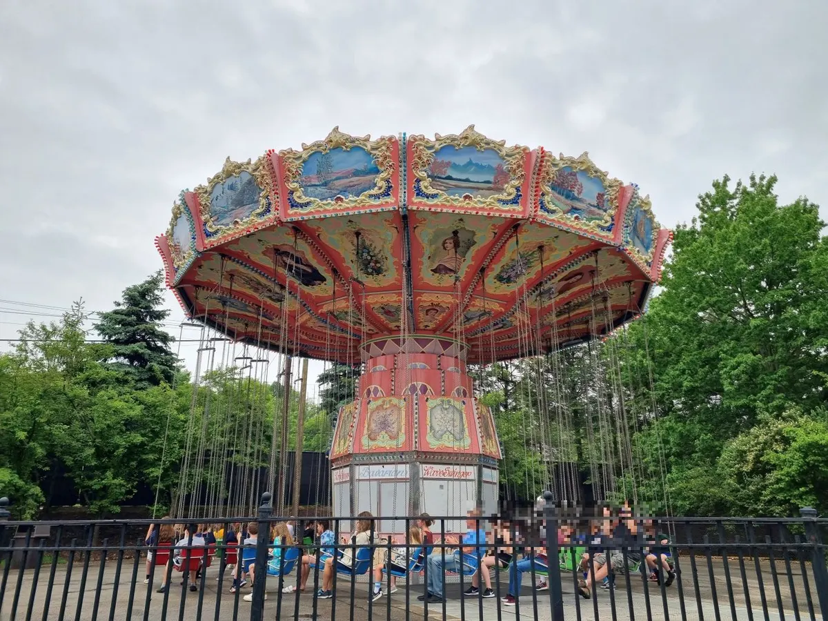 Wave Swinger