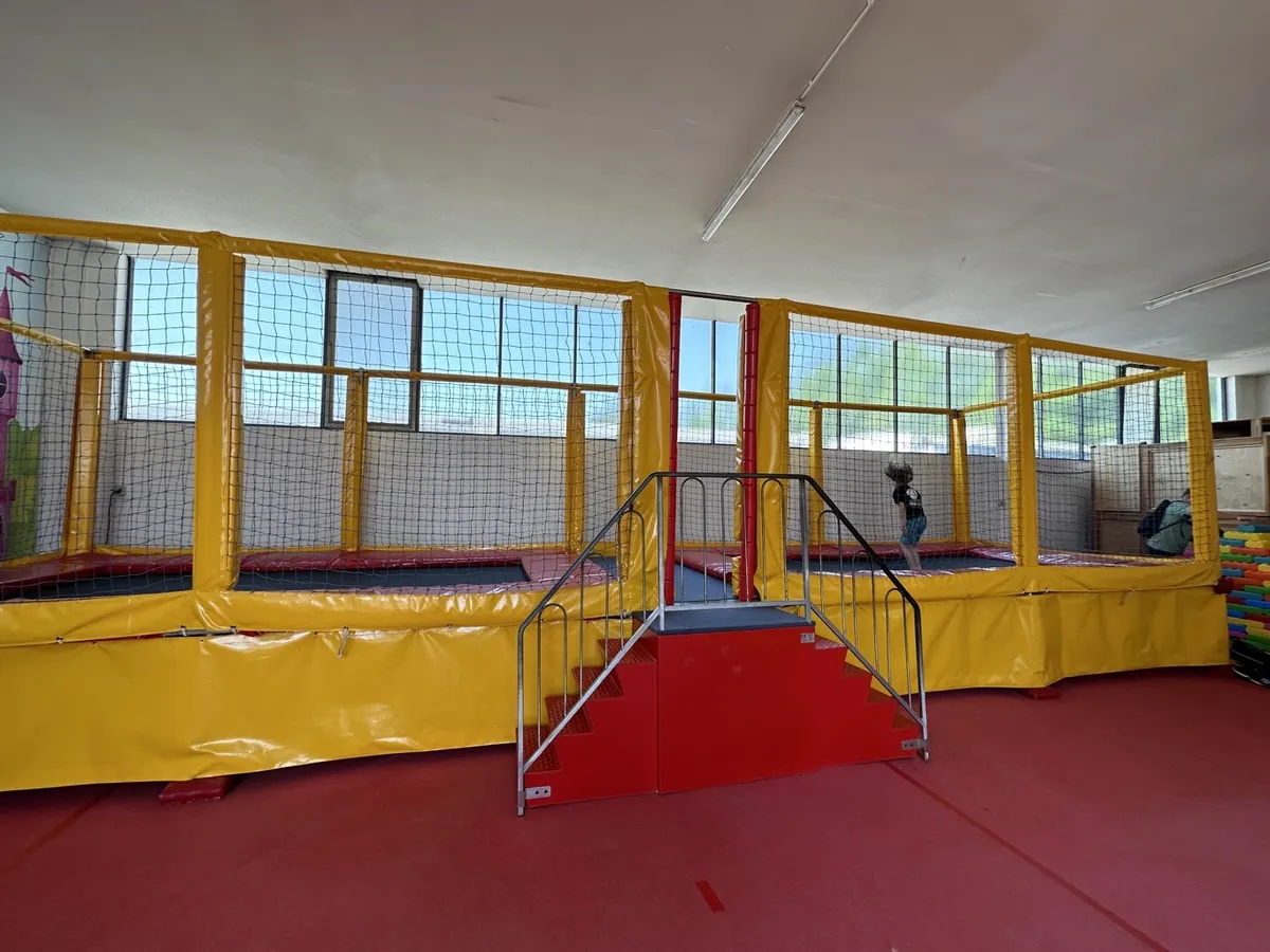 Trampolinhalle